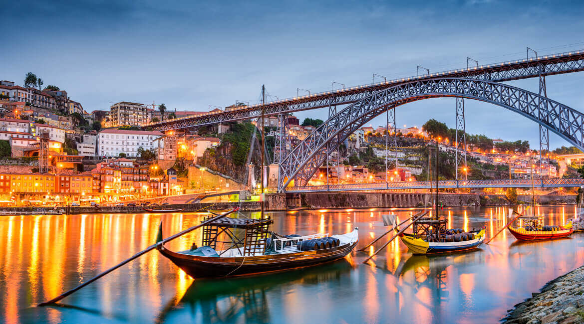 Von exzellentem Wein und einem Hauch Magie – Porto und seine schönsten Sehenswürdigkeiten