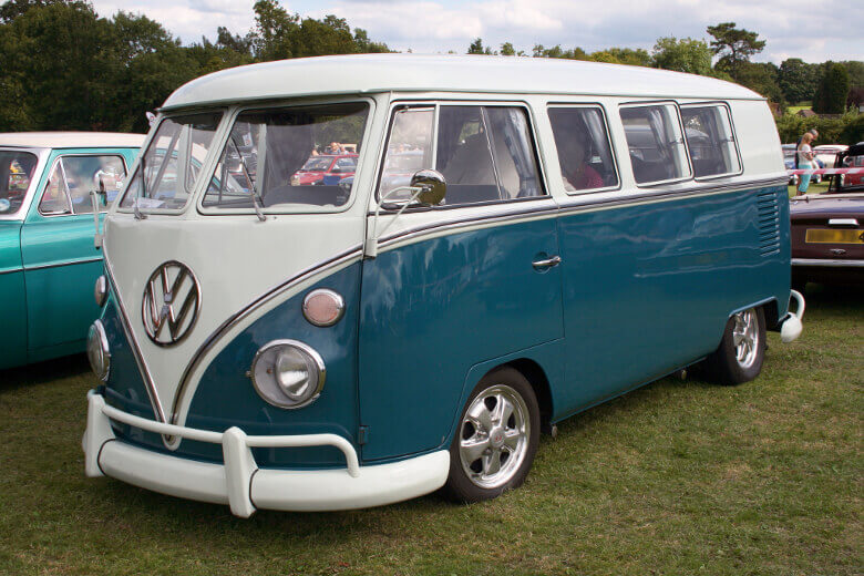 Türkisfarbener VW T1