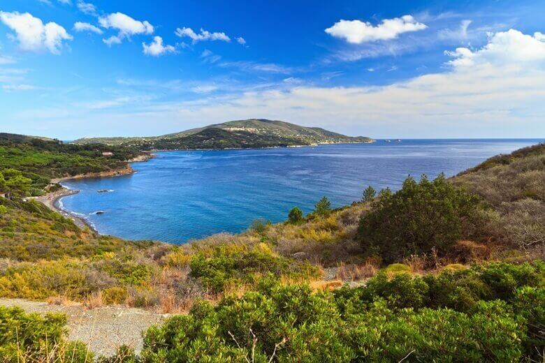 Bucht von Lacona auf der Insel Elba in Italien