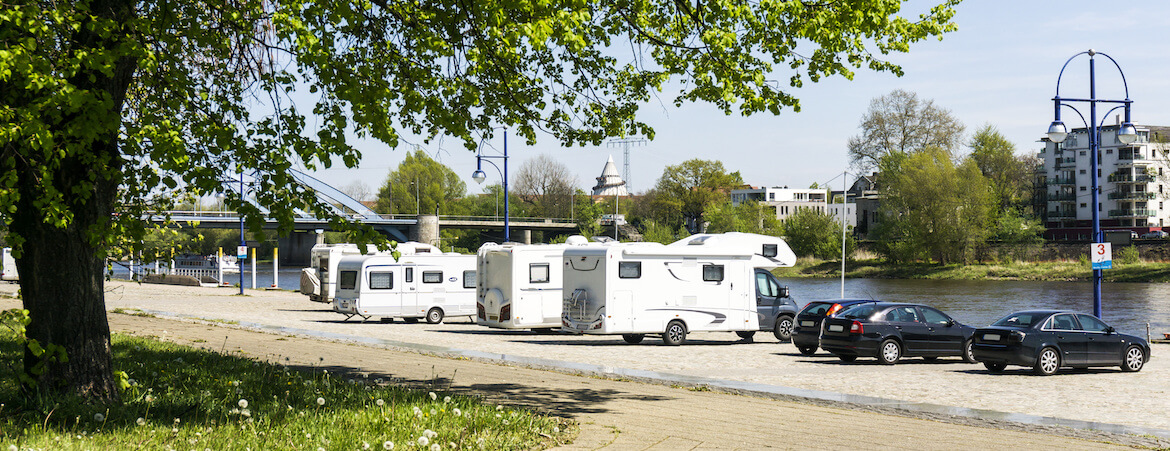 Camping in Stadtnähe: Stellplatz in Magdeburg.