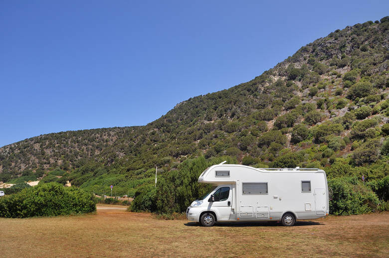 Wohnmobilstellplatz am Cala Domestica auf Sardinien