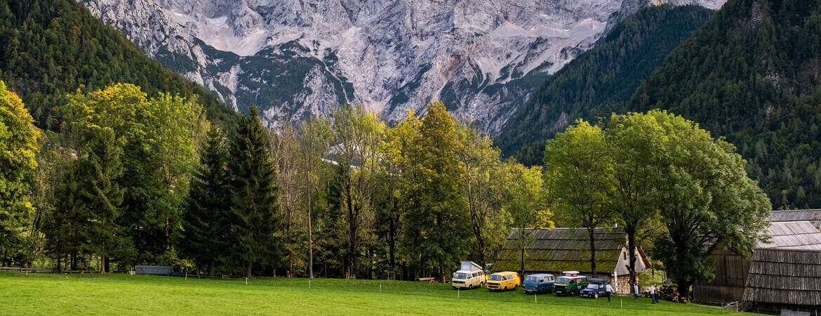 Wohnmobilstellplatz auf einem Bauernhof in Slowenien
