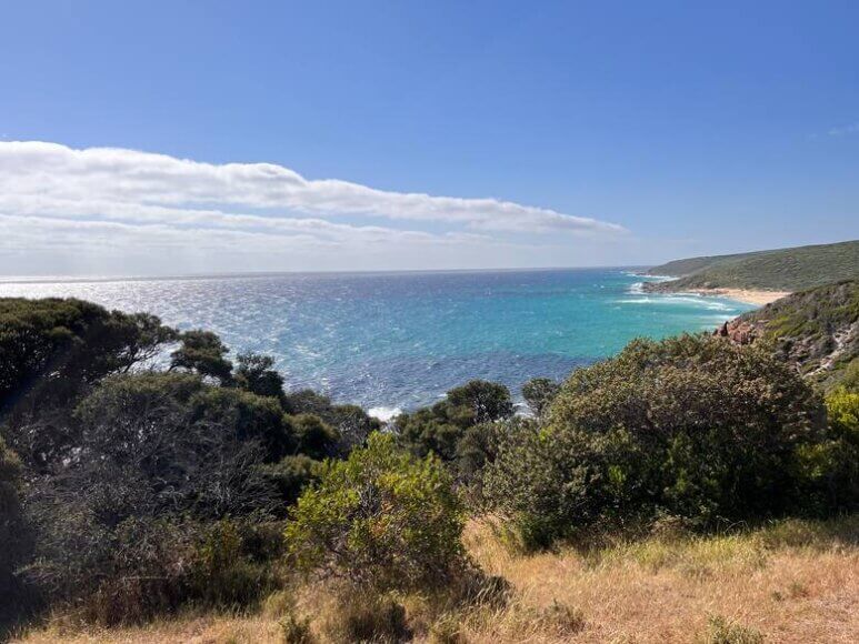 Blick auf eine Bucht in Westaustralien