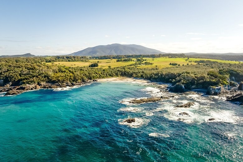 Türkisfarbenes Wasser im Eurobodalla-Nationalpark in Australien