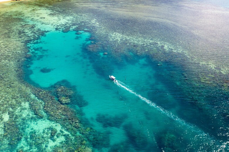 Boot am Great Barrier Reef in Australien