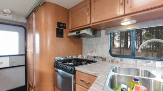Truck Camper 5